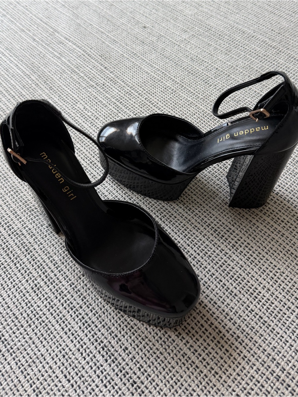 Madden Girl Dion Black Platform Pumps Women's Size 6.5